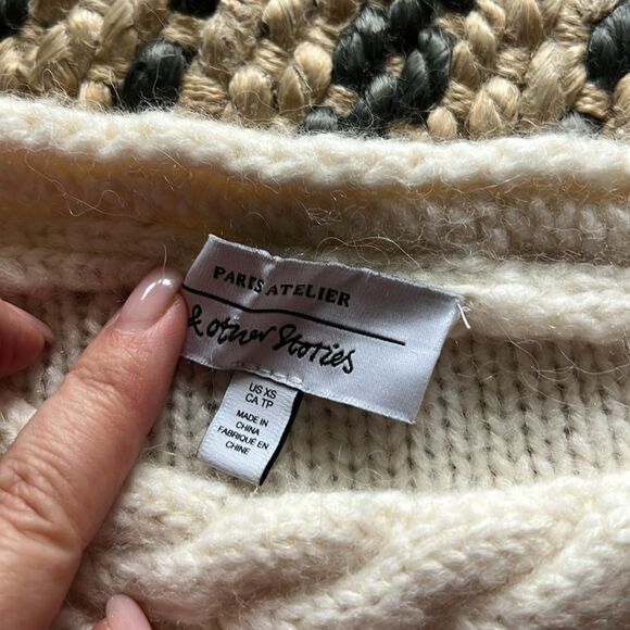 & Other Stories Wool Mohair Puff Sleeve Sweater - Picture 17 of 17